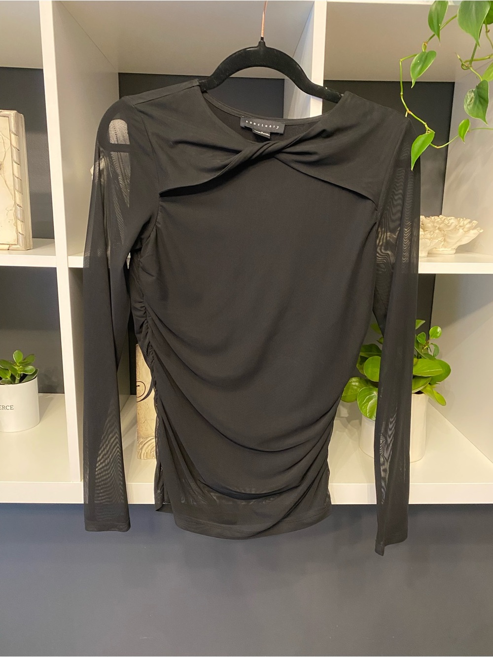 Sanctuary Black Twist-Neck Long Sleeve Mesh Top Size Sm